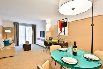 Hotel Fraser Suites Harmonie Paris La Defense