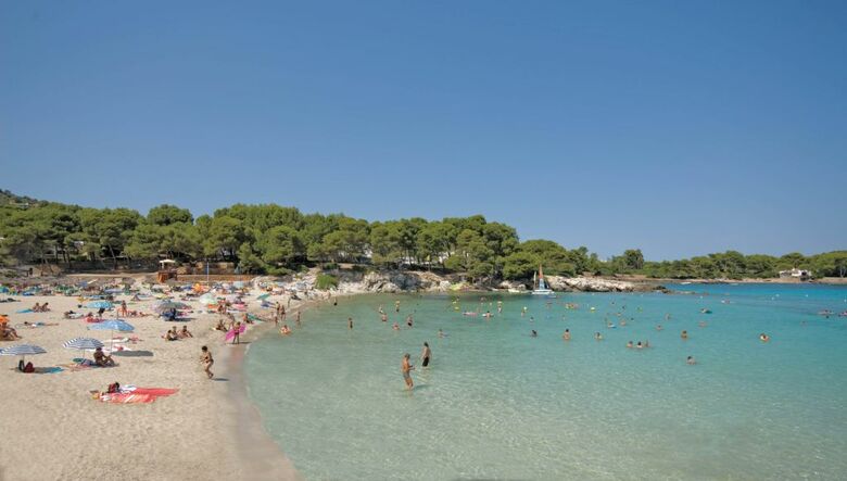 Hotel Beach Club Font Sa Cala