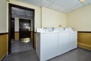 Hotel Ramada Inn Dfw North
