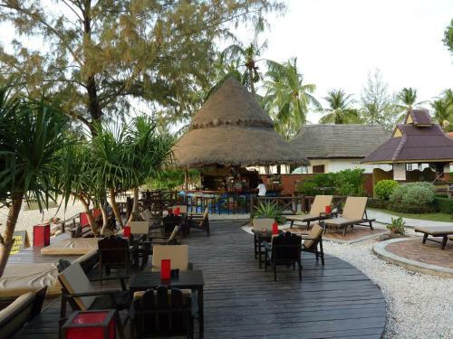 Hotel Lanta Castaway Beach Resort
