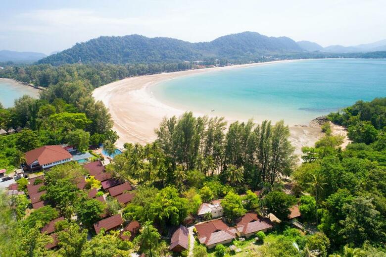Hotel Kaw Kwang Beach Resort