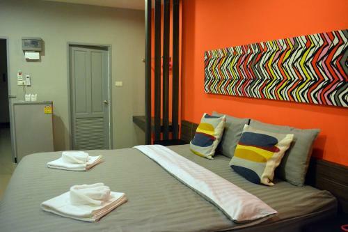 Hotel Krabi Inn & Omm