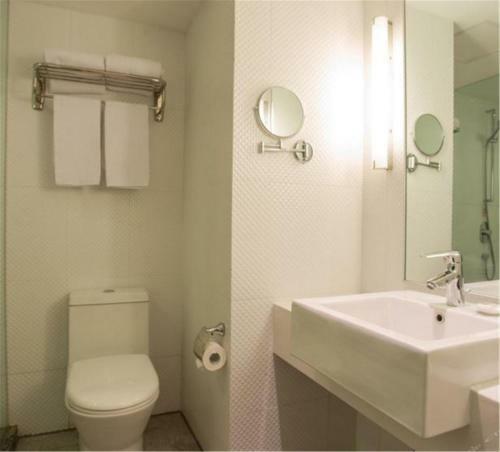 Ji Hotel Xianggang Middle Road Qingdao