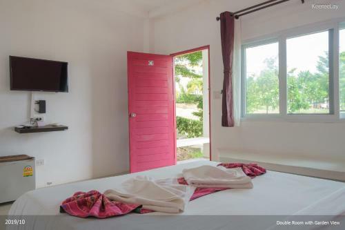 Hotel Keereelay Lanta Resort