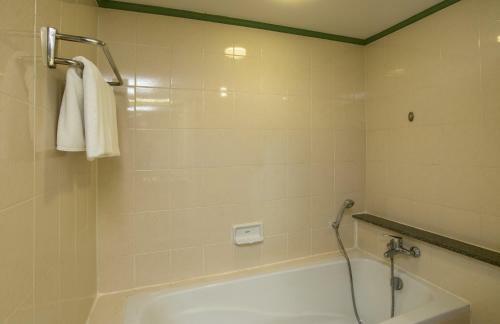 Hotel Maritime Park And Spa Resort