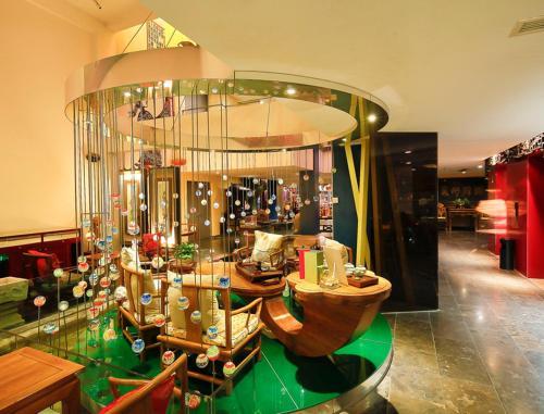 China Community Culture & Art Hotel
