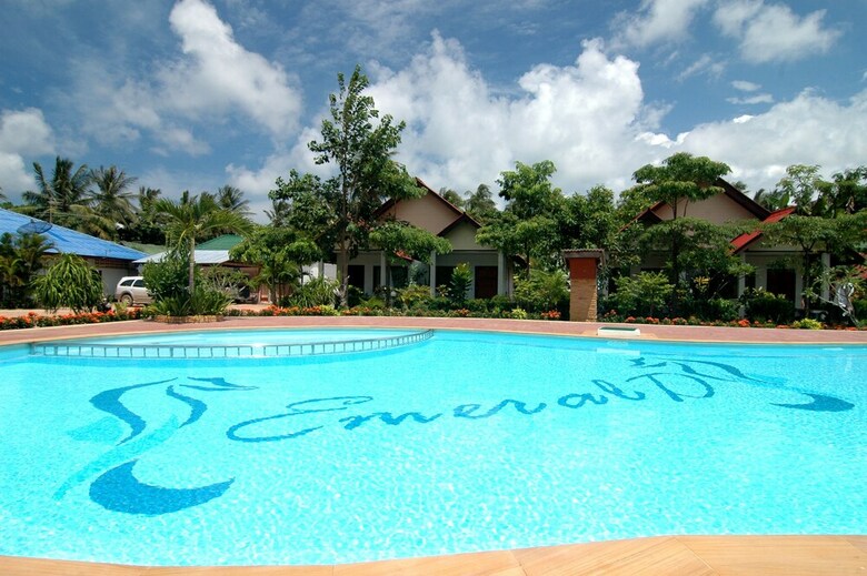Hotel Lanta Emerald Bungalow