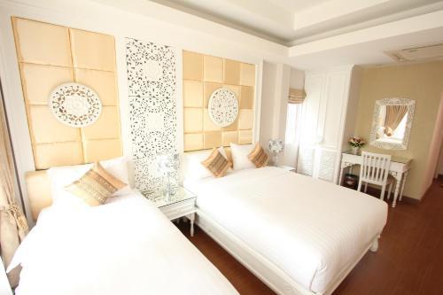 Hotel Ratchiangsaen Flora House