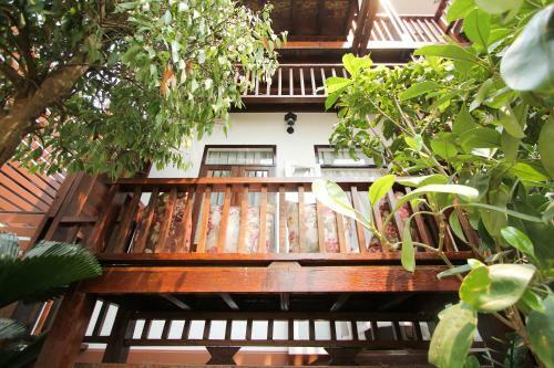Hotel Ratchiangsaen Flora House