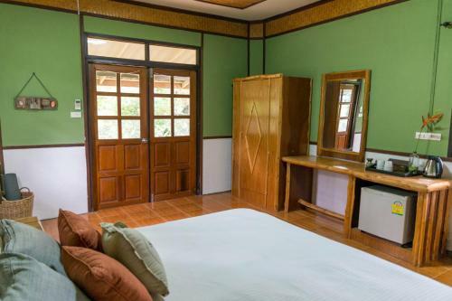 Lanta Scenic Bungalow