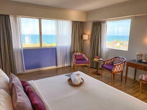 Huahin Grand Hotel And Plaza