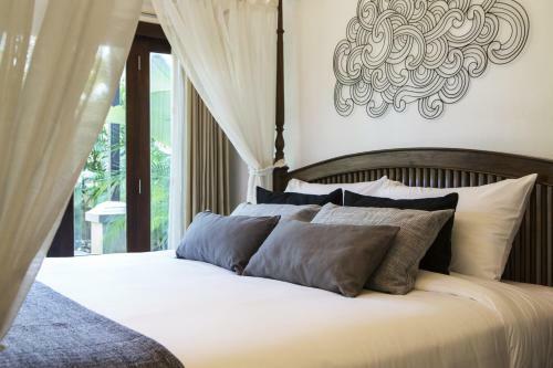 X2 Chiang Mai South Gate Villa