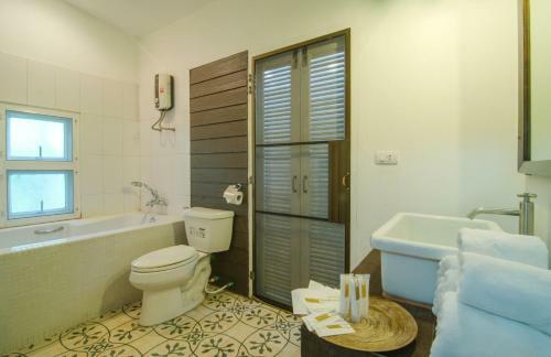X2 Chiang Mai South Gate Villa