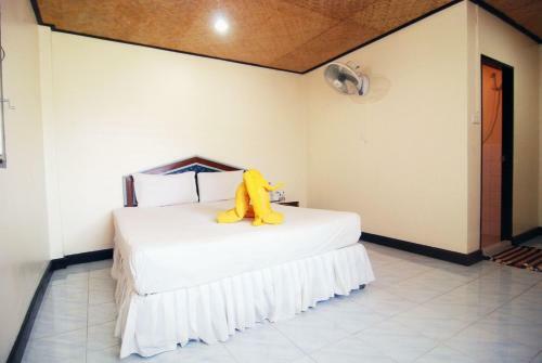 Hotel Lanta Coral Beach Resort