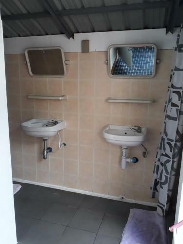 Hostal Dutch Guest House