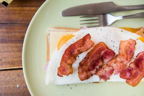 Hostal Dutch Guest House