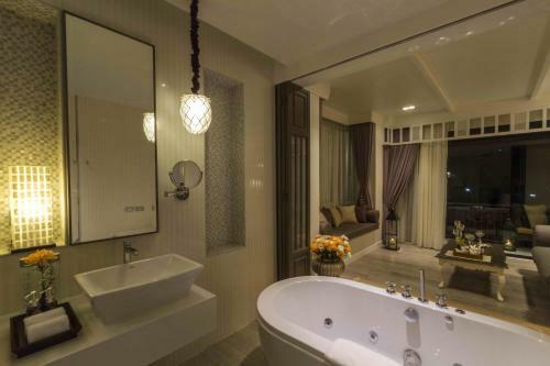 Maraya Hotel & Resort