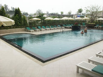 Long Beach Cha Am Hotel