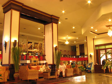 Hotel Jomtien Thani