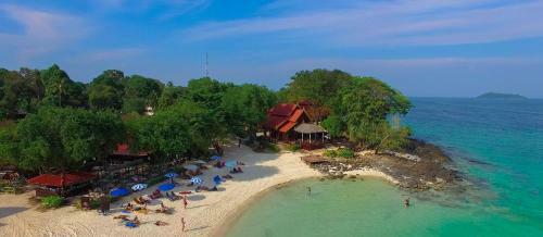 Hotel Phi Phi Natural Resort
