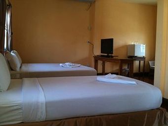 Hotel Baanrajdamnern Hua Hin