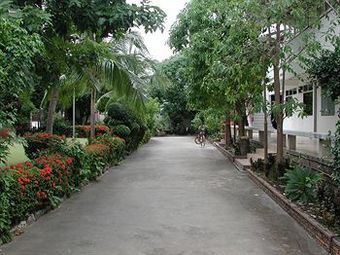Hotel Baanrajdamnern Hua Hin