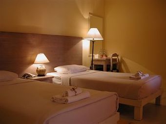 Hotel Baanrajdamnern Hua Hin