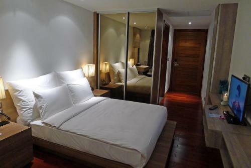 Hotel The Nchantra Pool Suite Phuket