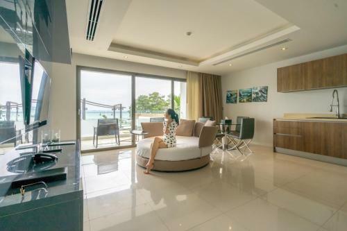 Hotel The Nchantra Pool Suite Phuket