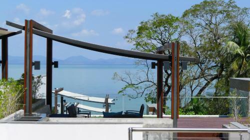 Hotel The Nchantra Pool Suite Phuket