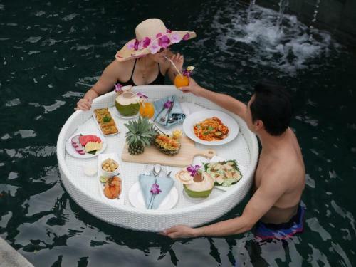 Hotel The Nchantra Pool Suite Phuket