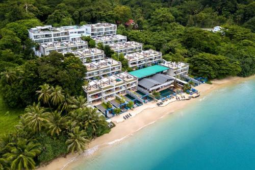 Hotel The Nchantra Pool Suite Phuket