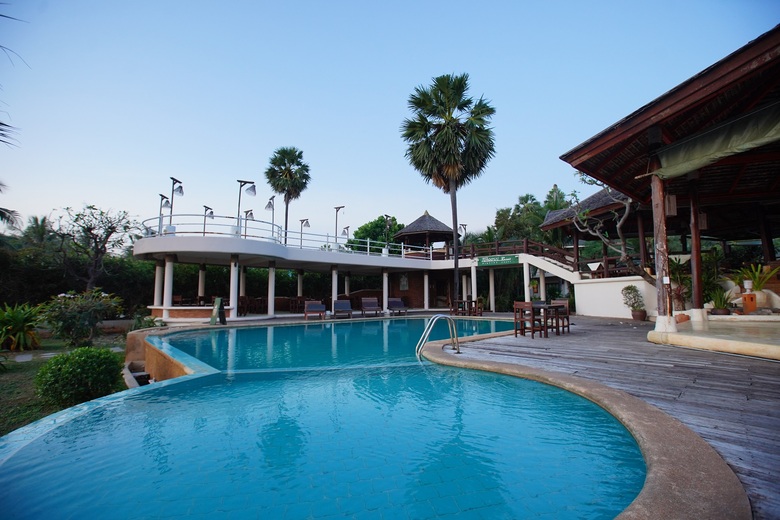 Hotel Tanaosri Resort & Spa