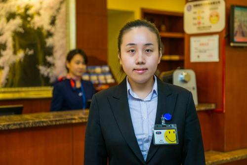 Hotel Hanting Express Shanghai Maoming Road