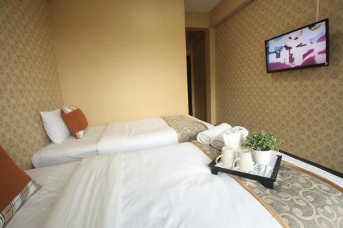 Hostal Thana Hotel & Guest House