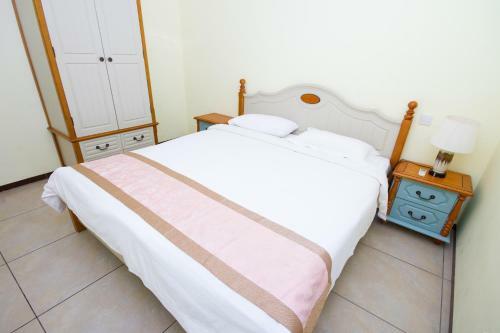 Longhigh Resort Apartment - Phase 3 Branch