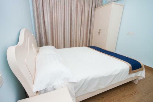 Longhigh Resort Apartment - Phase 3 Branch