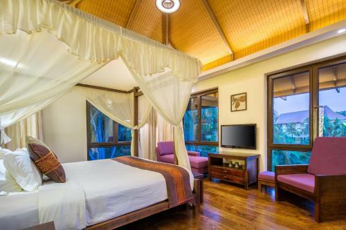 Hotel Yalong Bay Villas & Spa