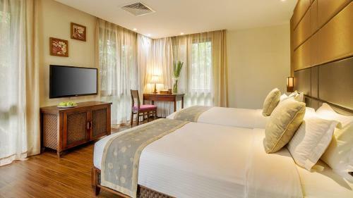 Hotel Yalong Bay Villas & Spa