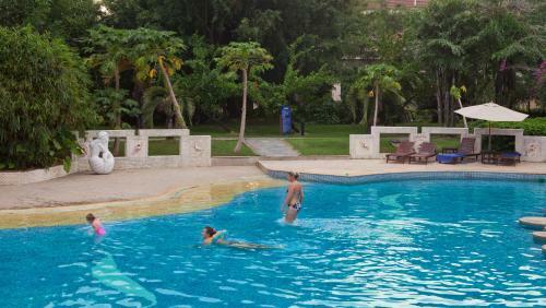 Days Hotel & Suites Sanya Resort