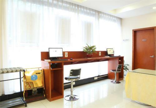 Hotel Hanting Express Shanghai Lujiazui Oriental Pearl Tower