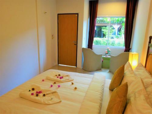 Hotel Bangrak Pier Samui Resort