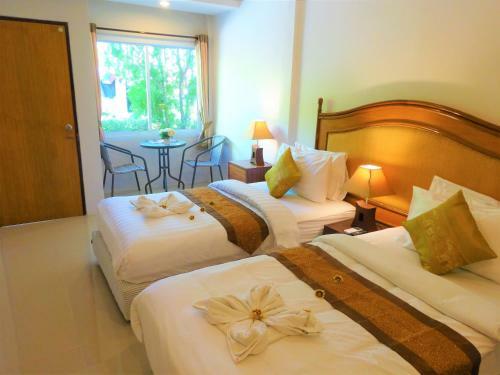 Hotel Bangrak Pier Samui Resort