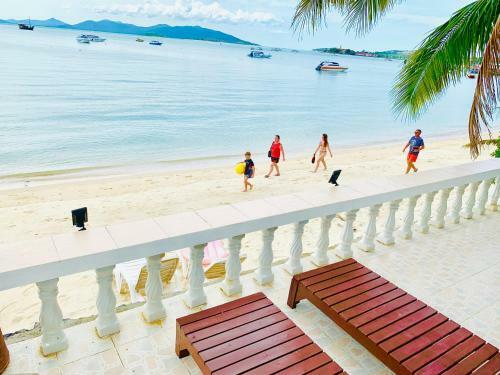 Hotel Bangrak Pier Samui Resort