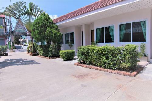 Hotel Bangrak Pier Samui Resort