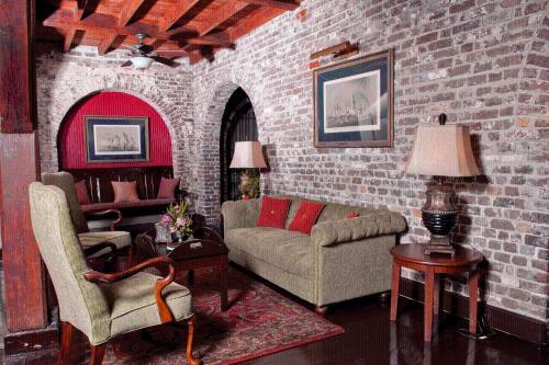 Copper And Lumber Store Hotel