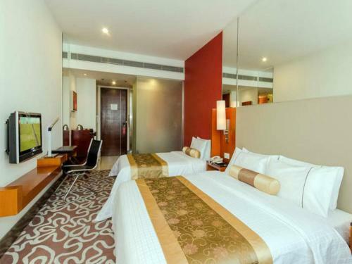 Shenzhen Caa Holy Sun Hotel, Luohu Railway Station