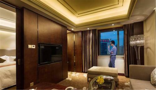 Guangdong Hotel Shanghai