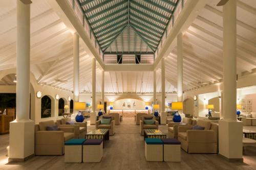 Hotel Blue Waters Resort And Spa