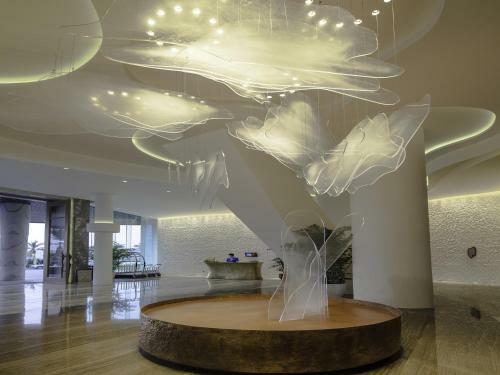Hotel Phoenix Island Resort Sanya